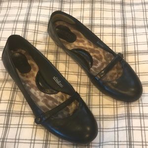 Born Black Mary Janes SZ 8 1/2